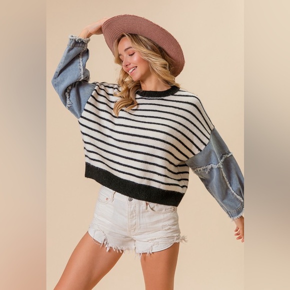 BiBi Black and White Striped Sweater Denim Sleeves Oversized Size M New - Picture 3 of 6